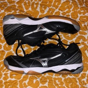 Mizuno Volleyball Shoes